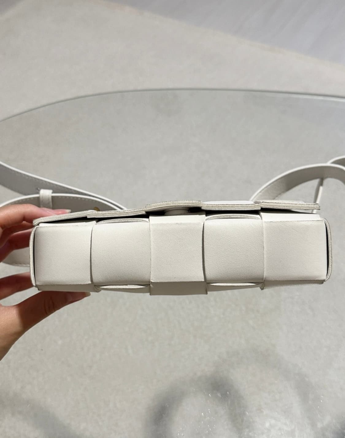 풀구성) 보테가베네타 스몰 카세트백 상품이미지7