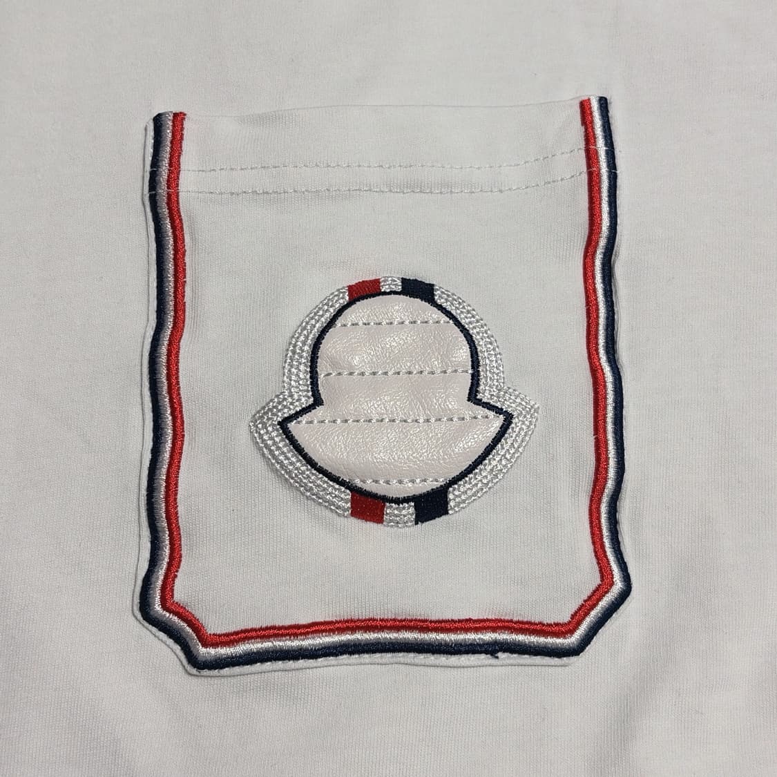 몽클레어 반팔티 2XL 상품이미지5