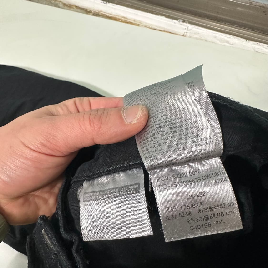 M 리바이스 슬림레귤러핏 블랙워시드 데님팬츠 상품이미지6