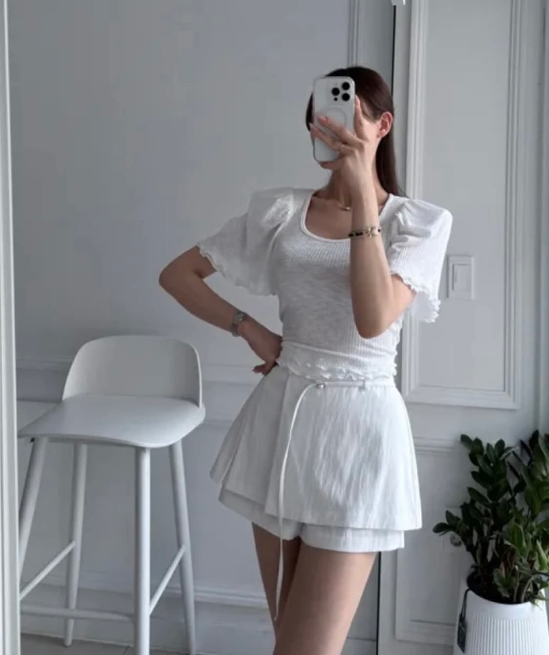 어깨패드 프릴퍼프티셔츠(팔뚝살커버쌉가능👍🏻)거의새옷 상품이미지2