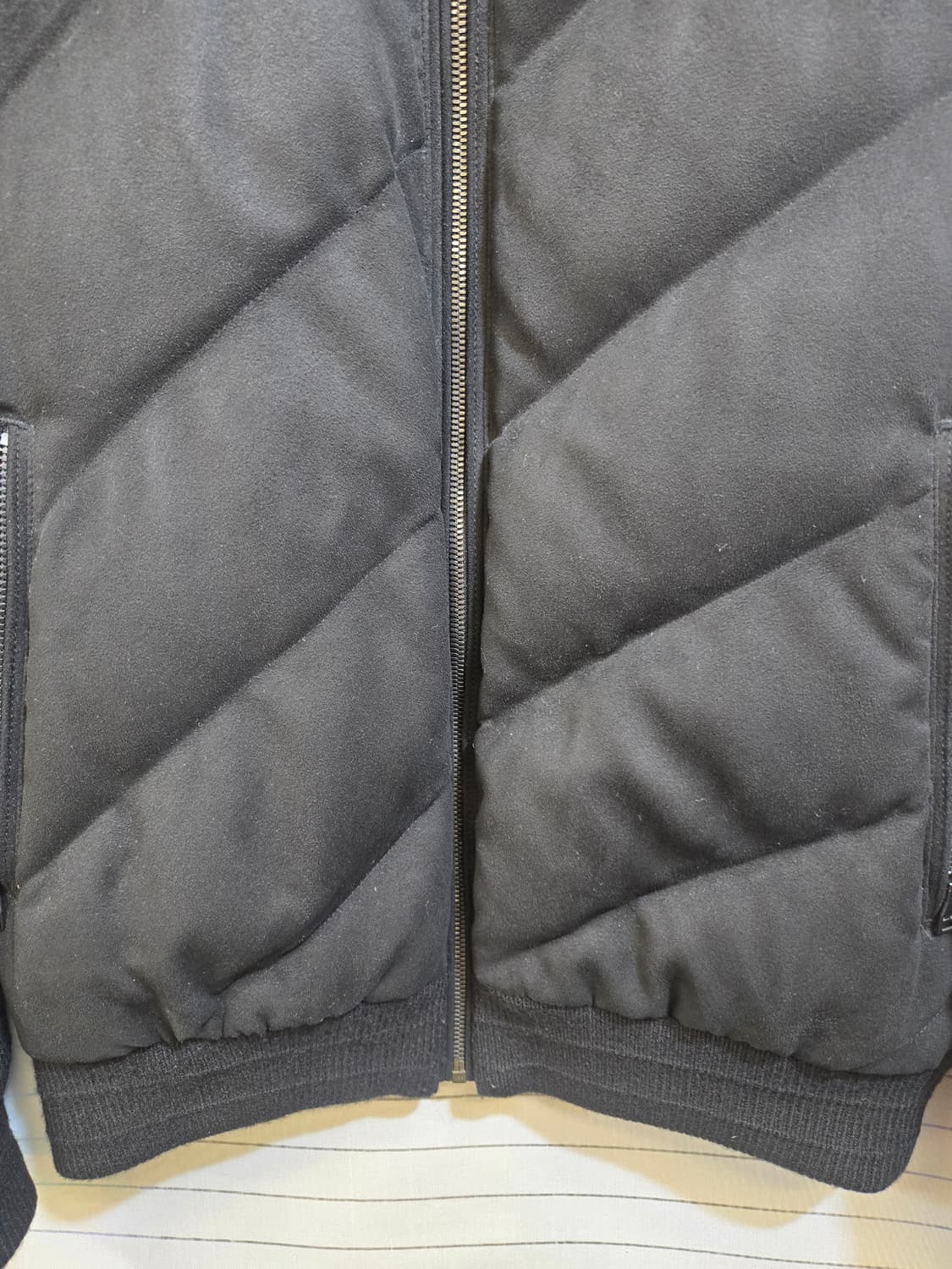 알레그리 블랙 패딩 니트 소매 점퍼 상품이미지3