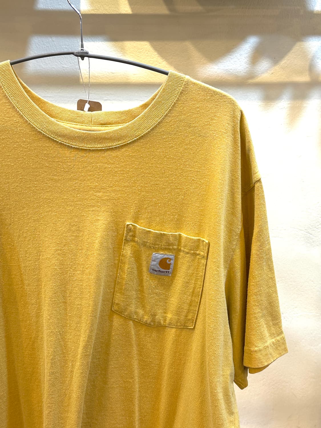 칼하트 포켓 반팔 티셔츠 머스타드 L 상품이미지2