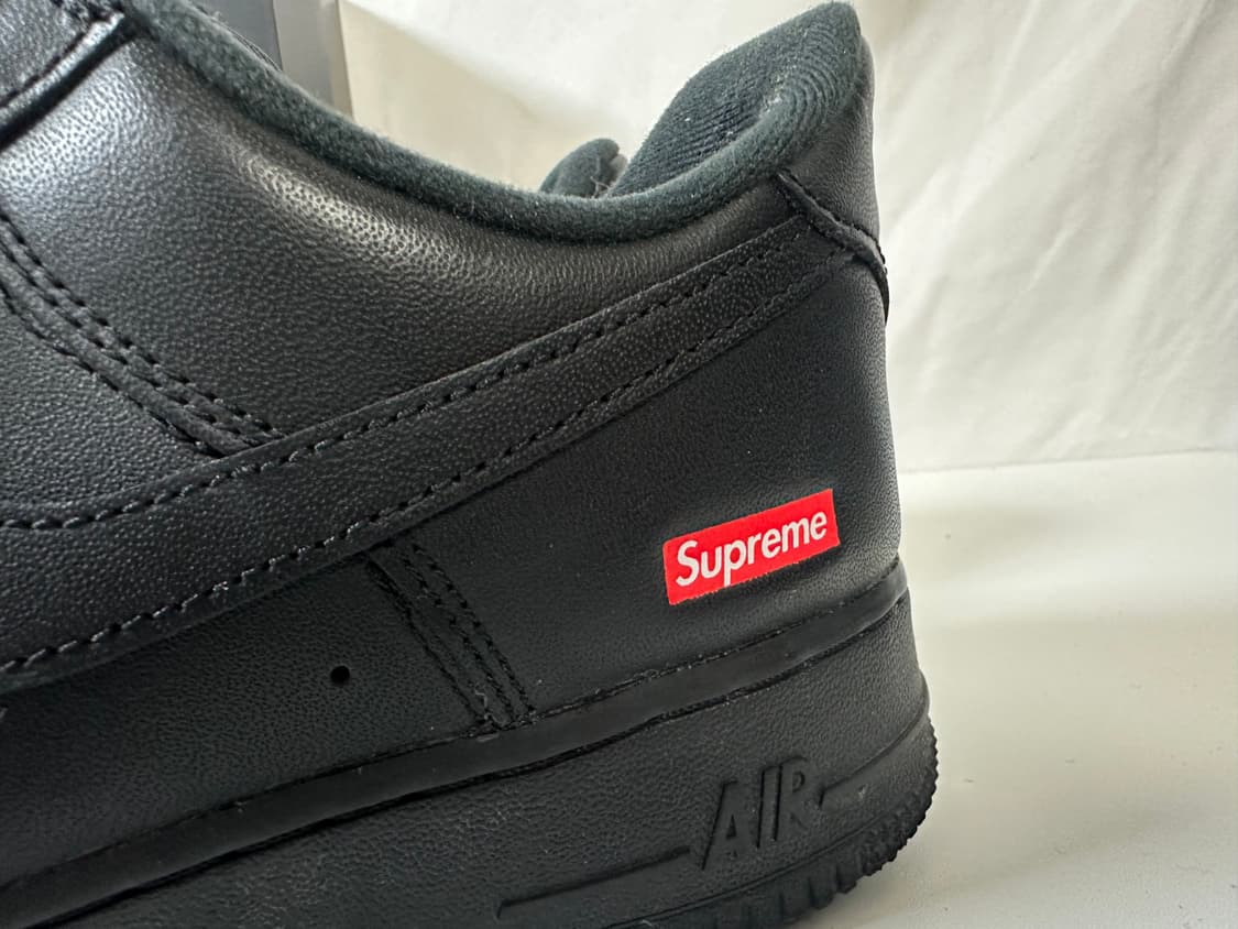 슈프림 나이키 에어포스 블랙 (265) 상품이미지2