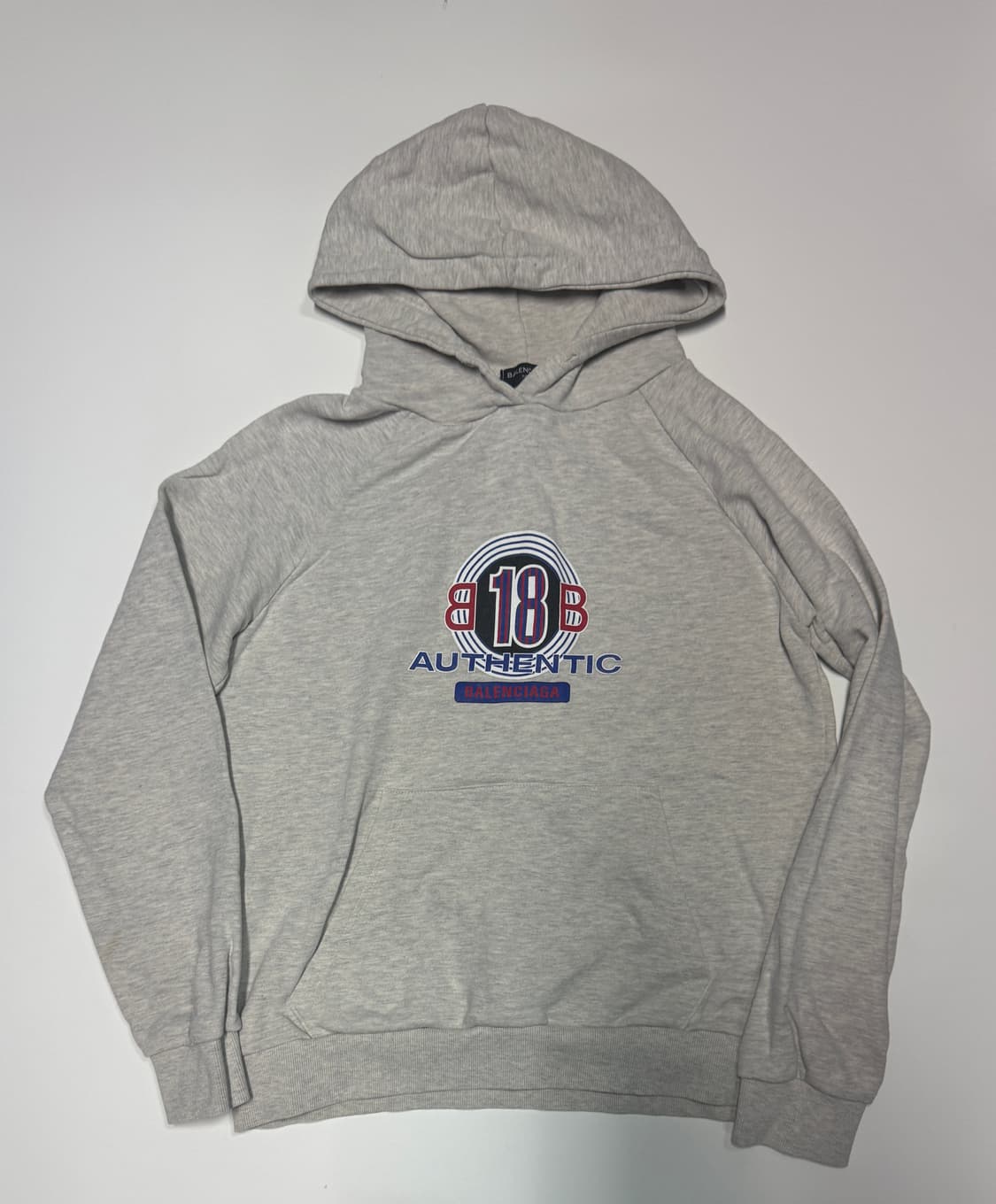 발렌시아가 커스텀 리메이크 BB로고 후드티 상품이미지1