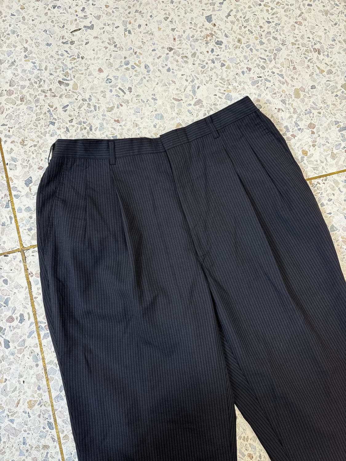 90‘s 입생로랑 스트라이프 투턱 슬랙스 상품이미지6