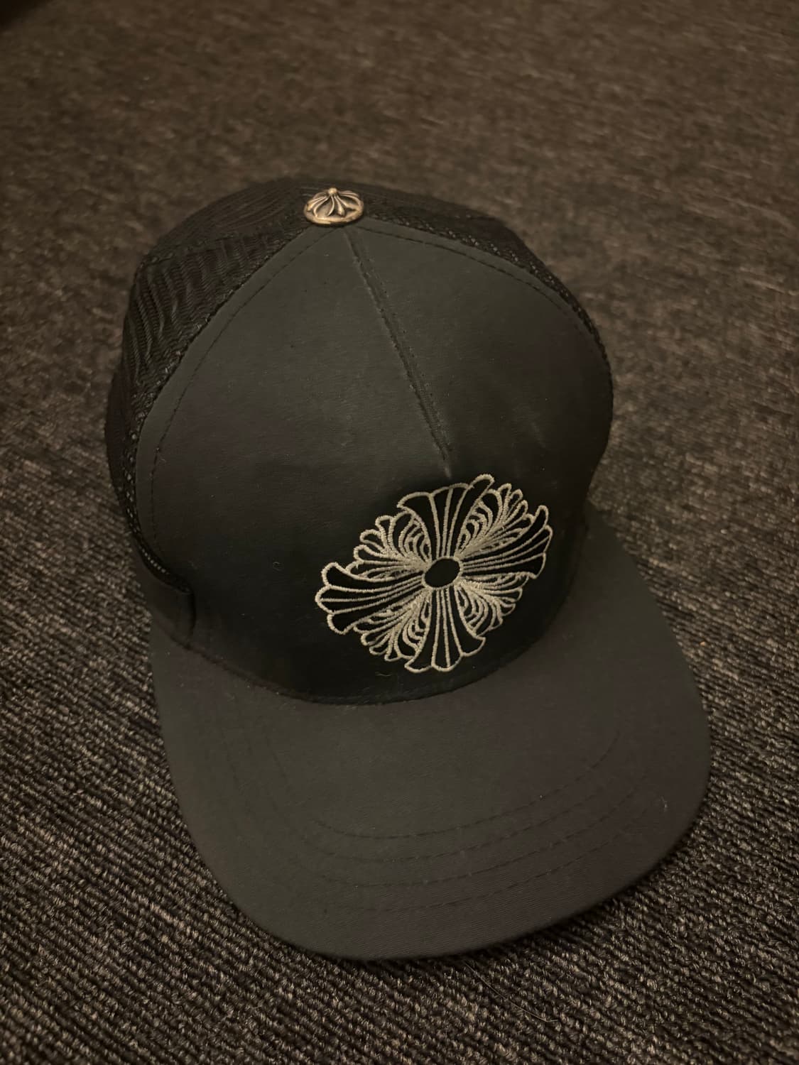 크롬하츠 플로랄 크로스 트러커 캡 상품이미지1