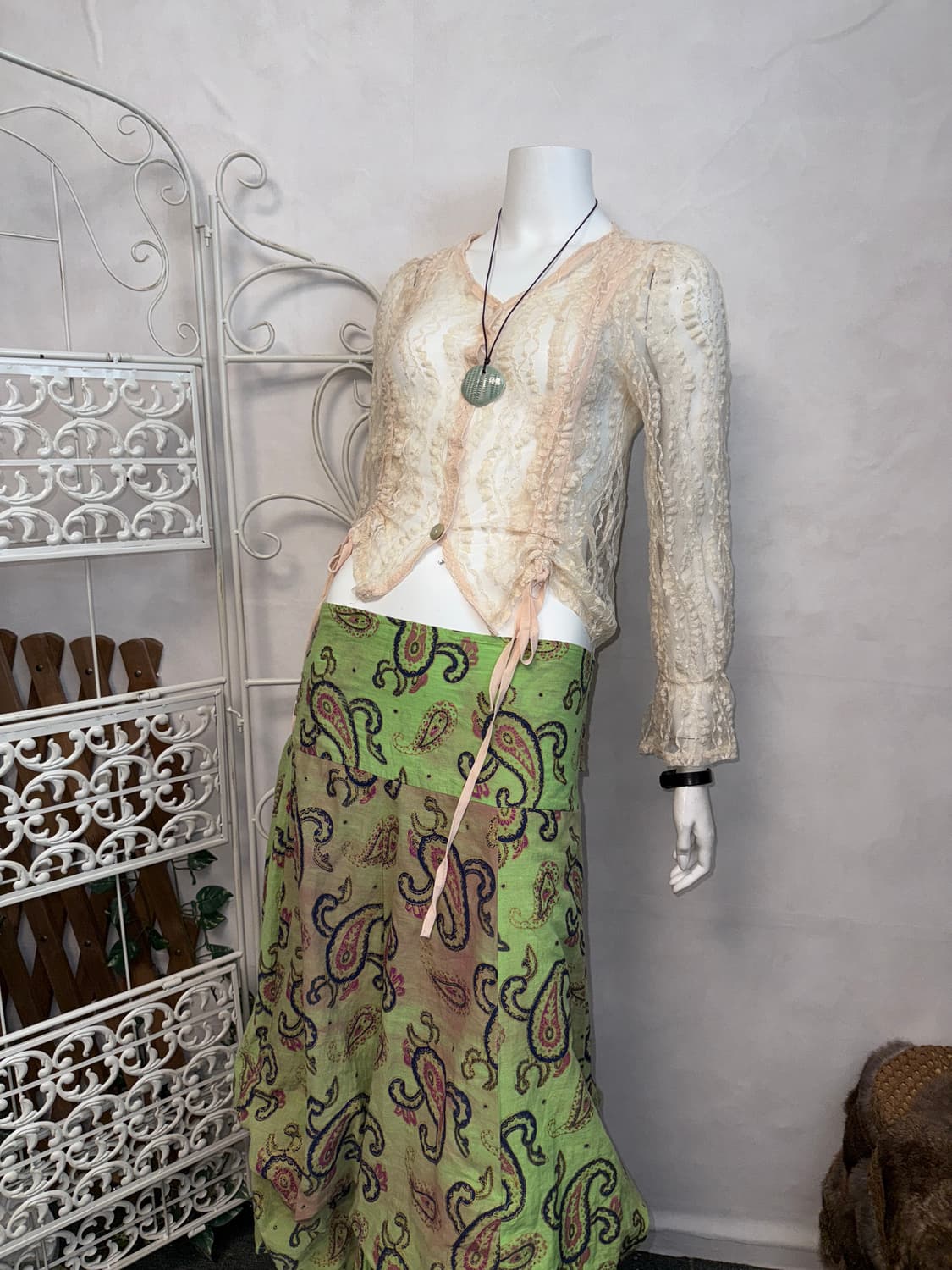 Pink beige ethnic lace shirring blouse 상품이미지5