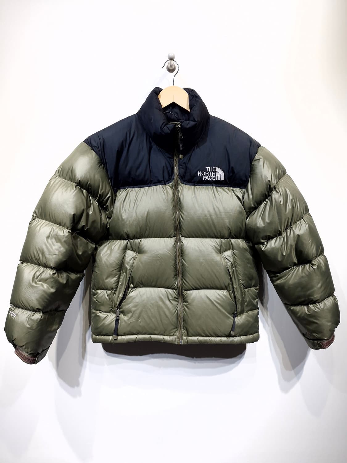 노스페이스 700필 눕시 구스다운 패딩 카키 상품이미지1