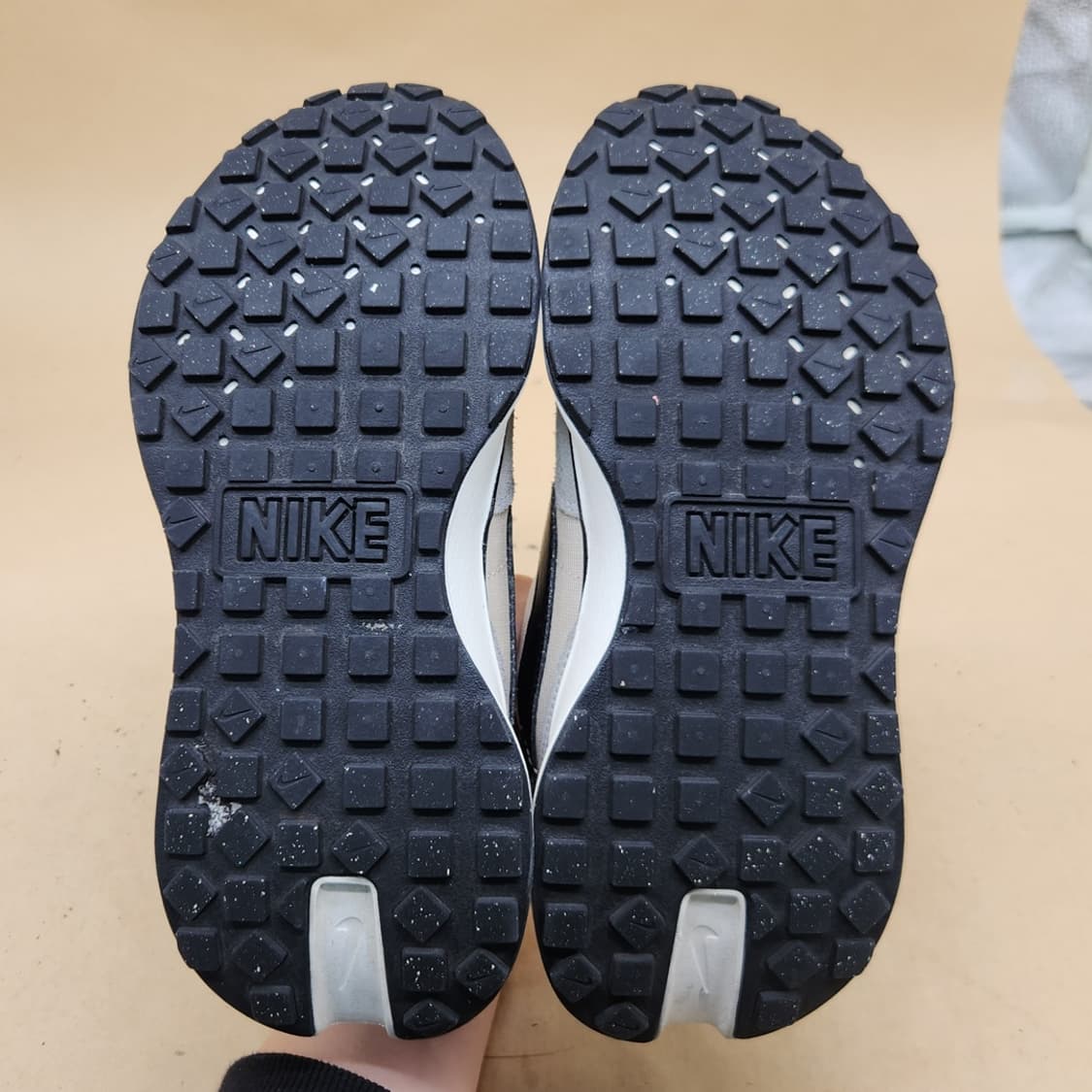 나이키 피닉스 와플 운동화245  상품이미지3