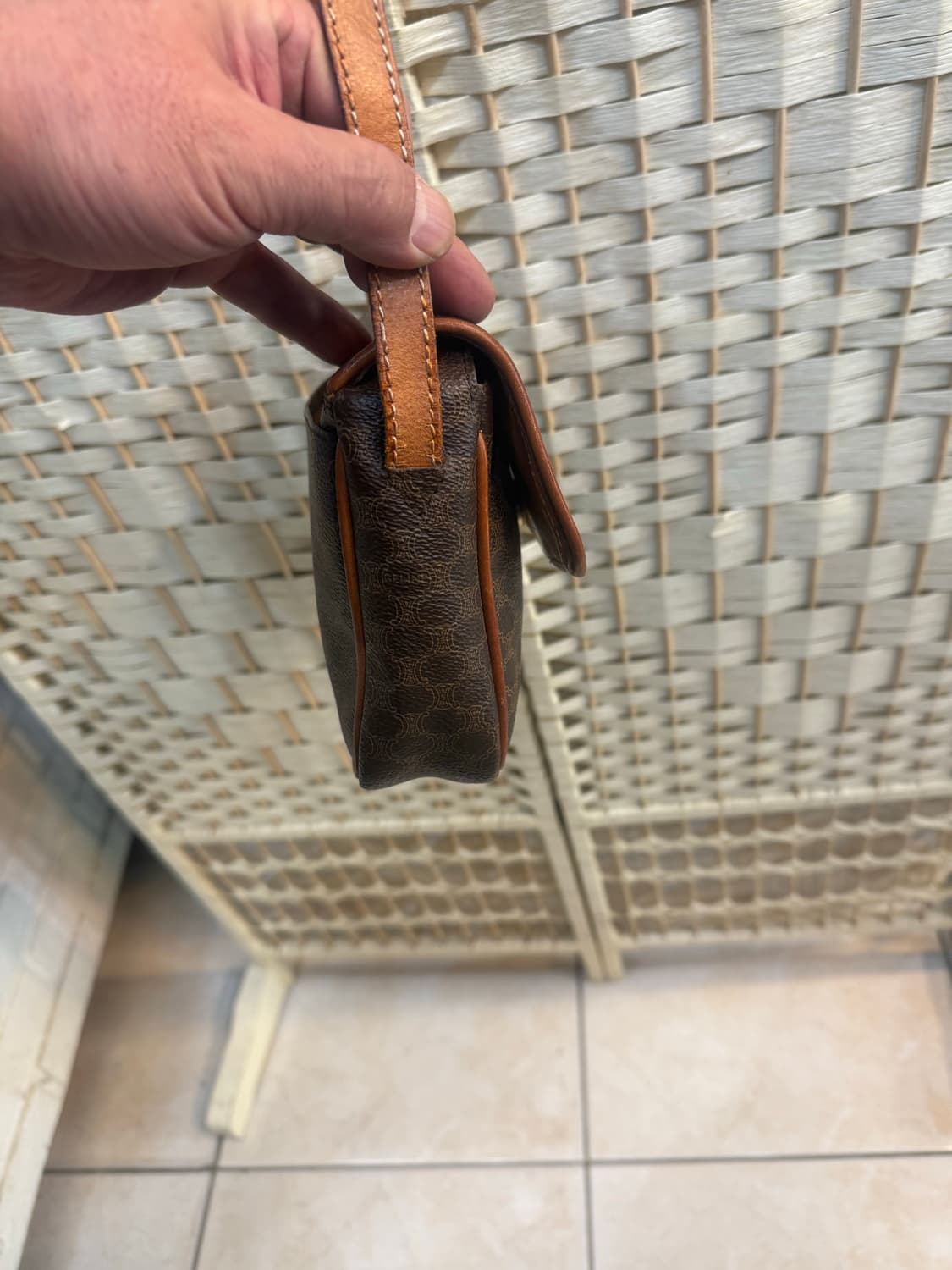 정품 셀린느 빈티지 마카담 미니 크로스백 팝니다 상품이미지5