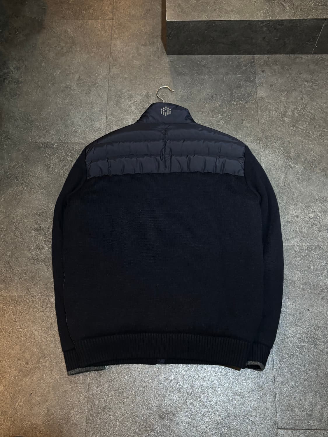 푸마 니트패딩 L사이즈 상품이미지3