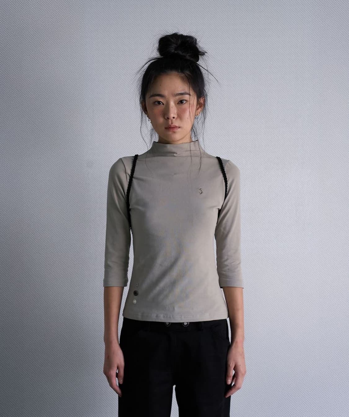 Sio seoul 시오 서울 하프 넥 카프리 슬리브 탑 베이지 상품이미지1