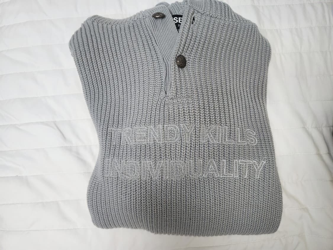 에씰미 trendy kills knit hood 니트 후드 상품이미지3