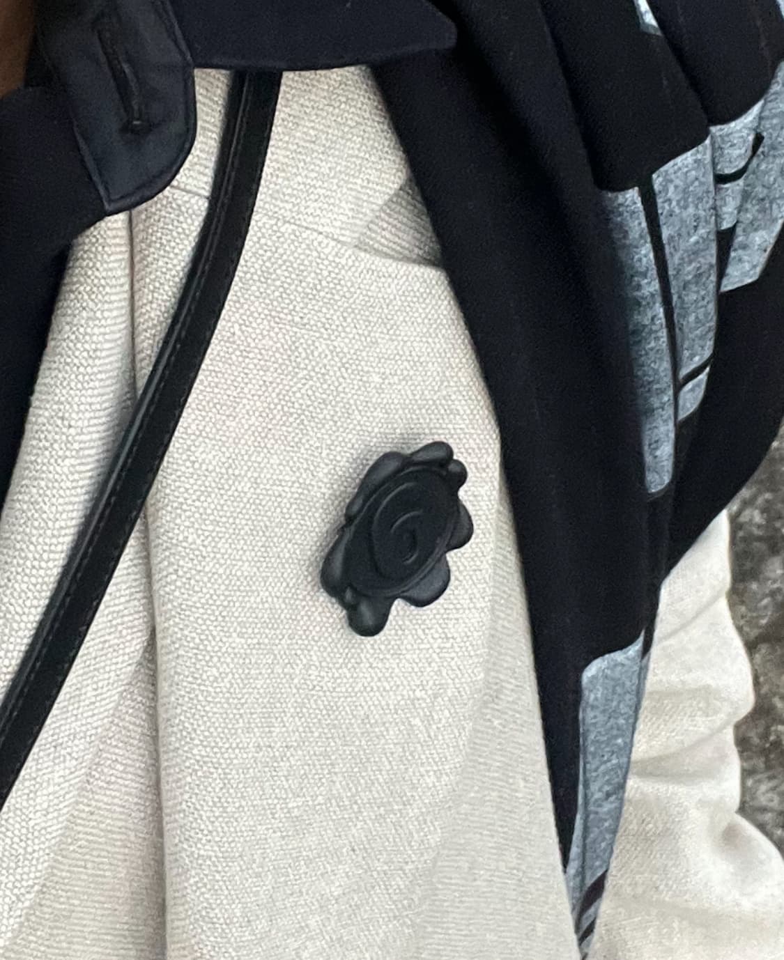 Mm6 브로치 상품이미지1