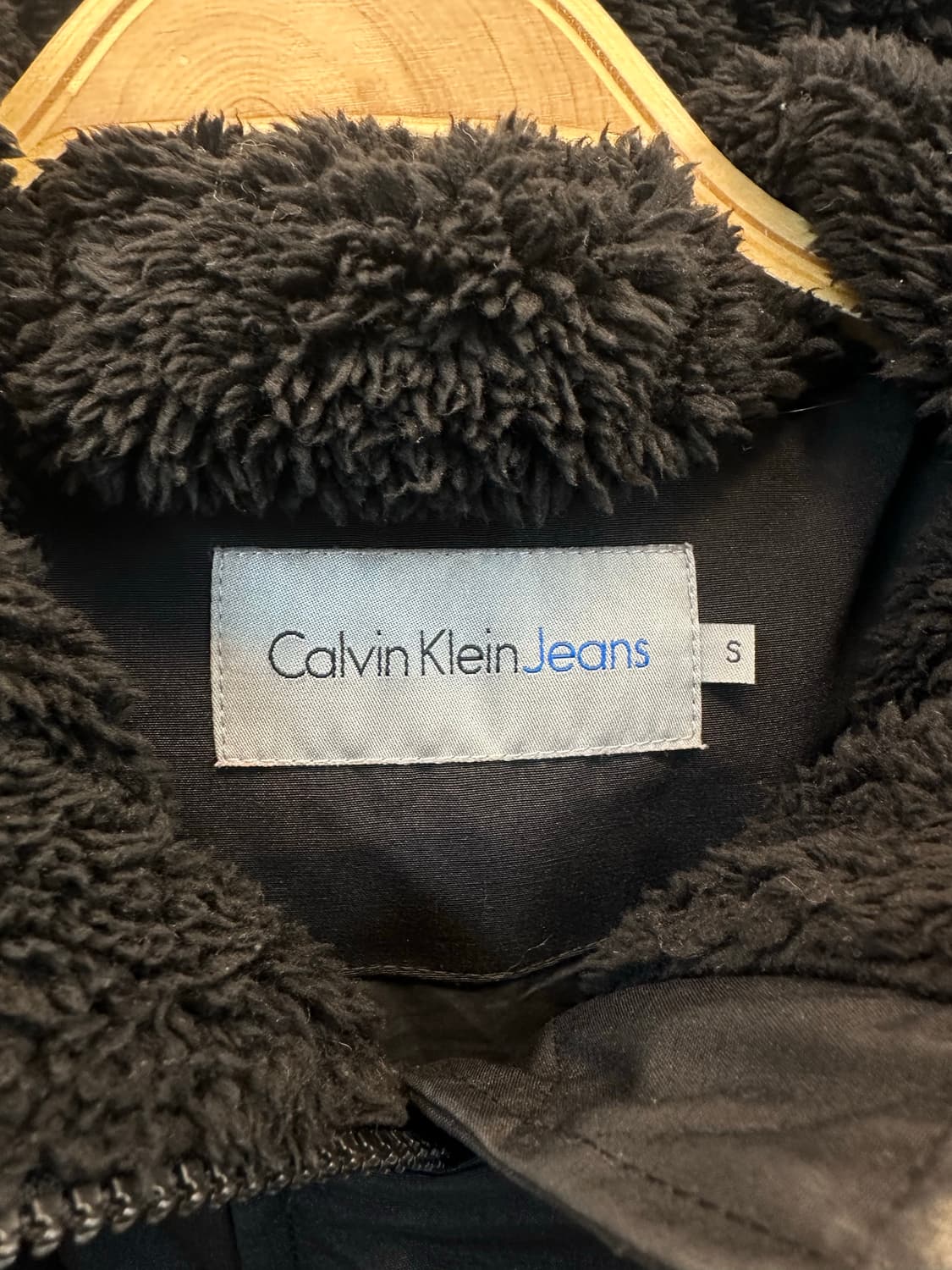 캘빈클라인 블랙 야상 상품이미지2