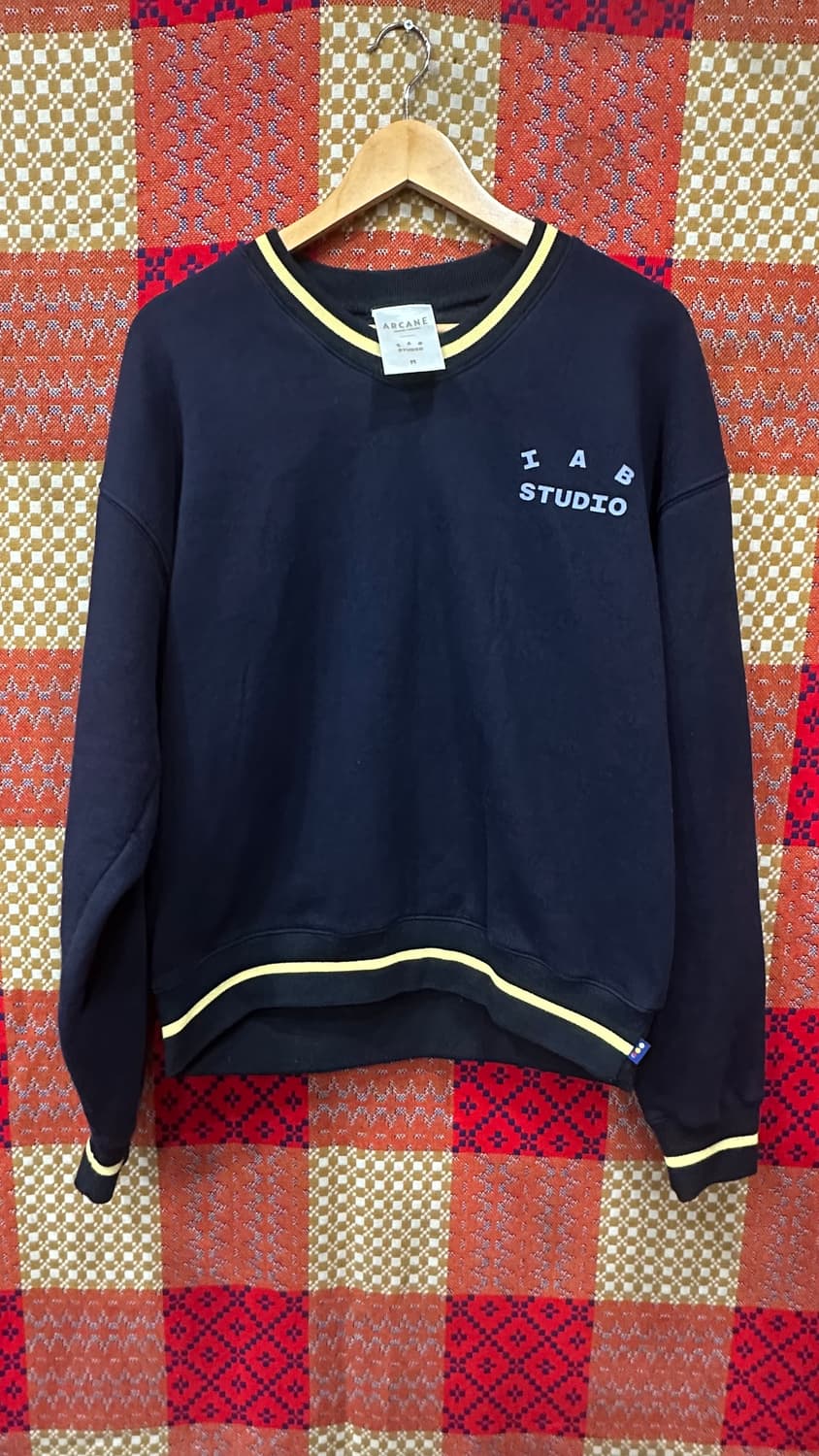 아이앱 스튜디오 x 아케인 필트오버 스웨트셔츠  m 상품이미지1