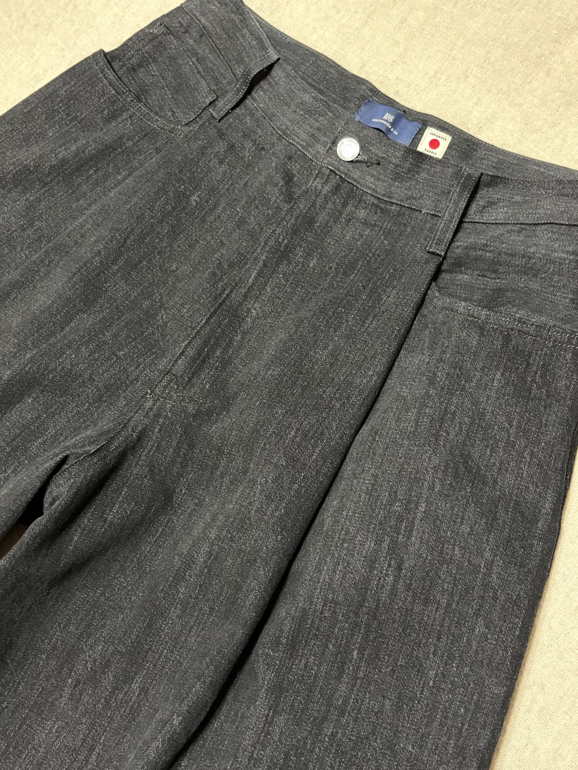 리바이스 BLUETAB 와이드레그 플리츠 크롭 진 상품이미지4