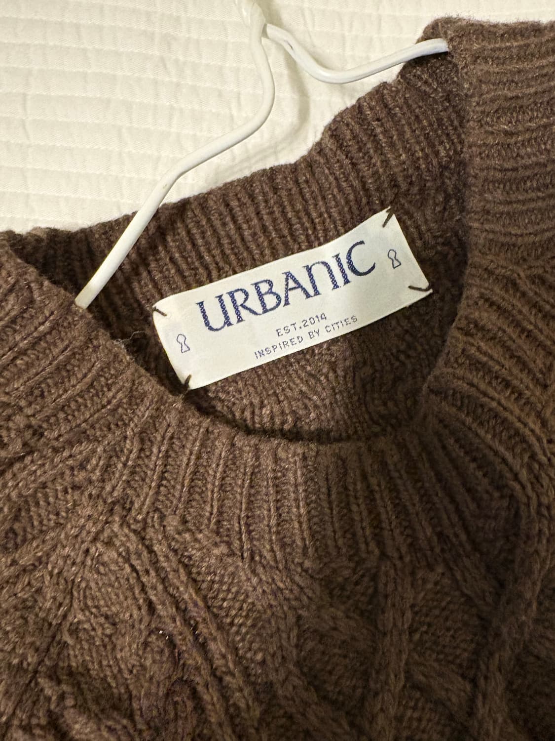 얼바닉30 케이블 니트 상품이미지3