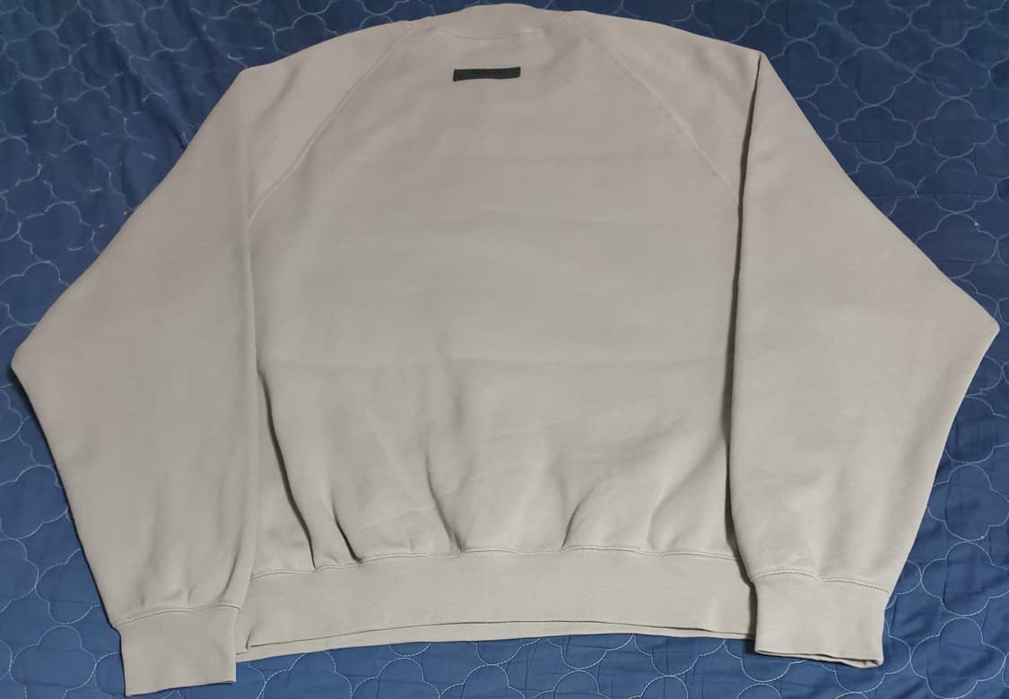 피오갓 에센셜 크루넥 스웨트셔츠 샌드베이지 23시즌 (M) 상품이미지3