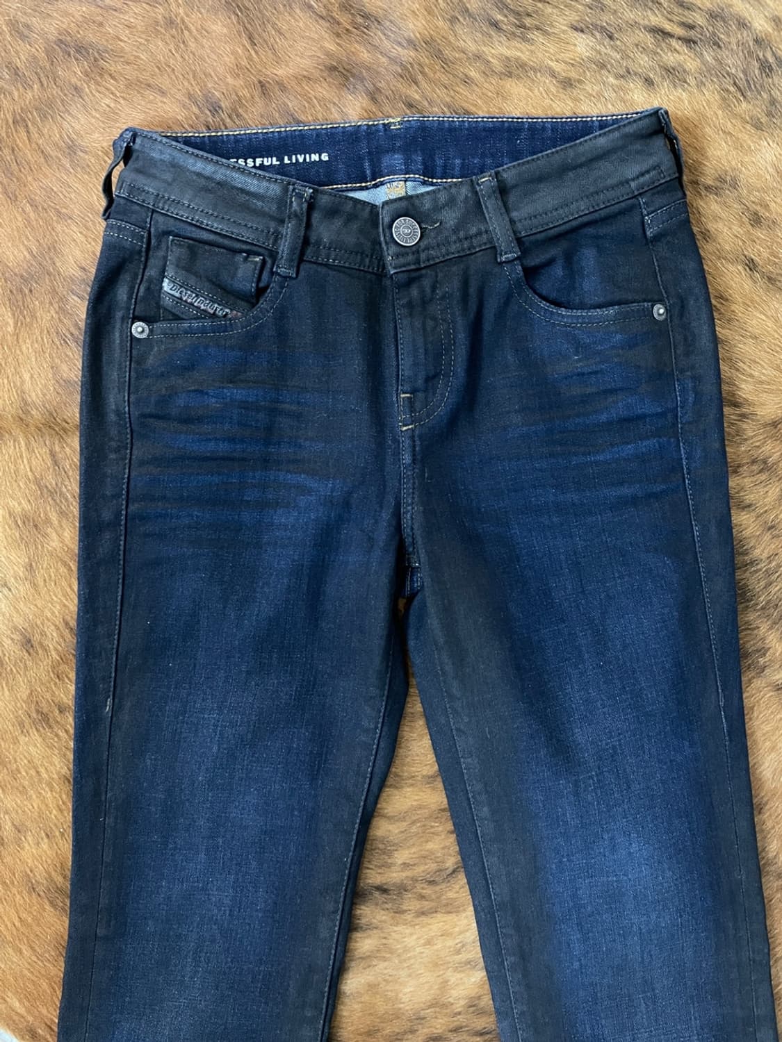 디젤 에부시 부츠컷 데님 팬츠 상품이미지4