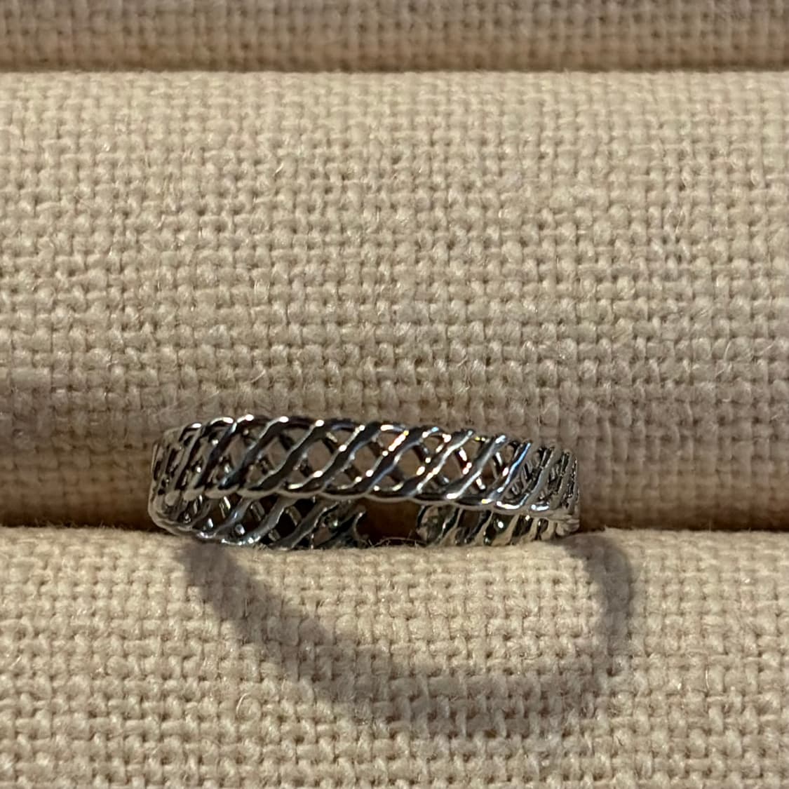 새상품 여성 신주 꽈베기 반지  상품이미지4