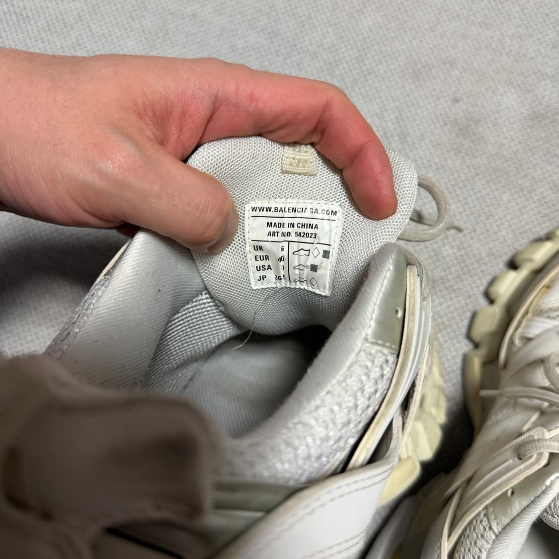 발렌시아가 트랙 스니커즈 40 상품이미지4