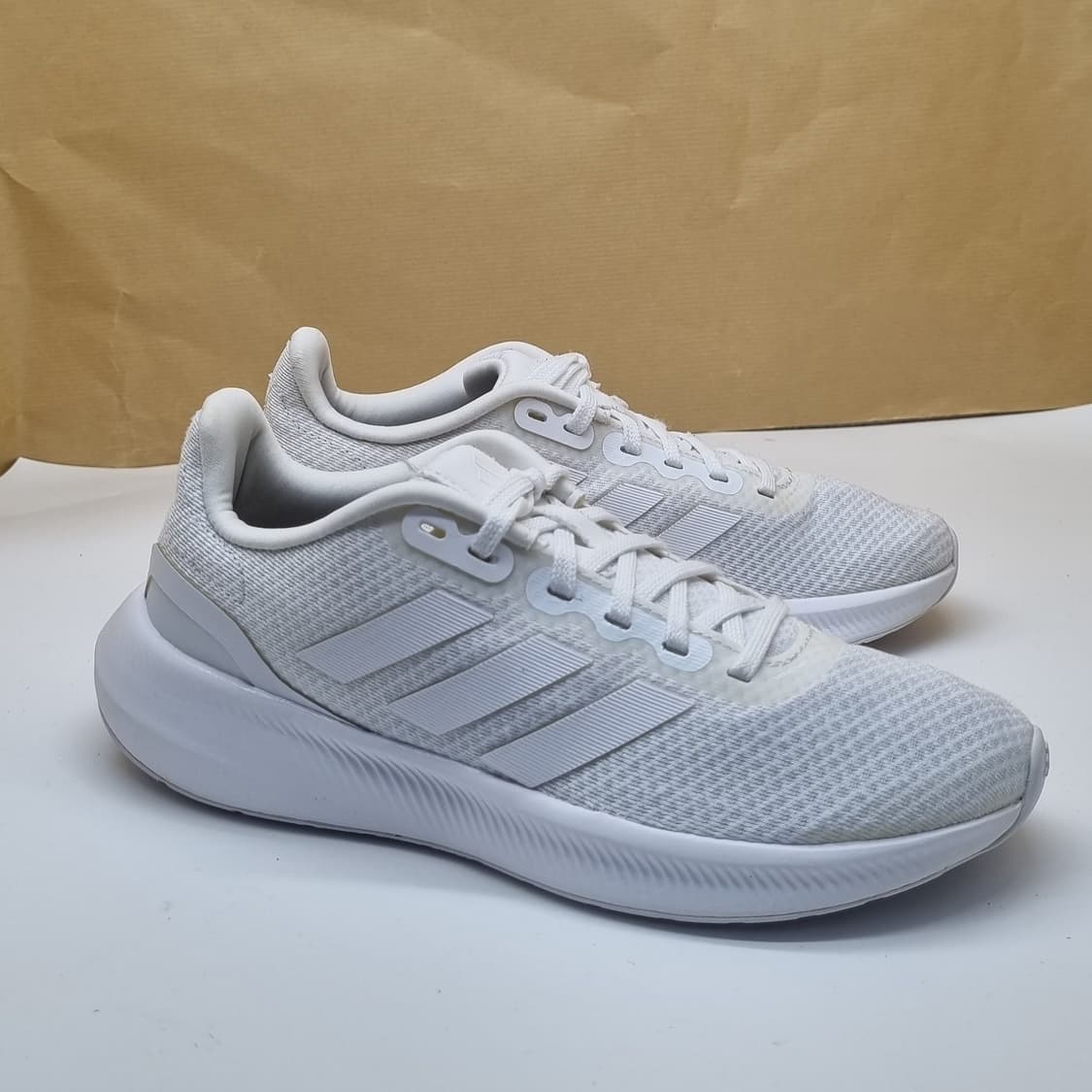 아디다스 런팔콘 여성런닝화235. 상품이미지1