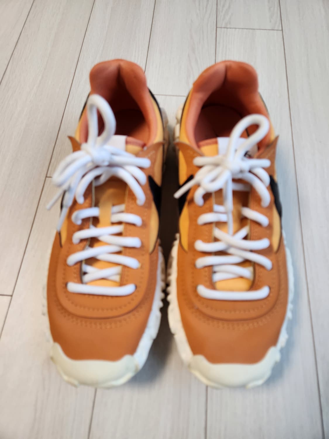 나이키 운동화 오버브레이크 핫 커리 스니커즈 사이즈250 상품이미지4