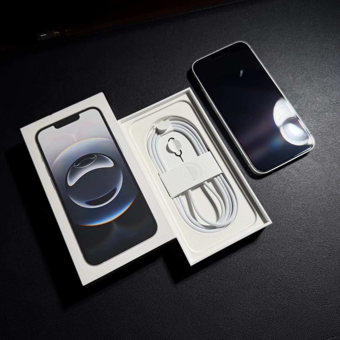 아이폰16e 512GB 자급제 풀박스 무음카메라 상품이미지1