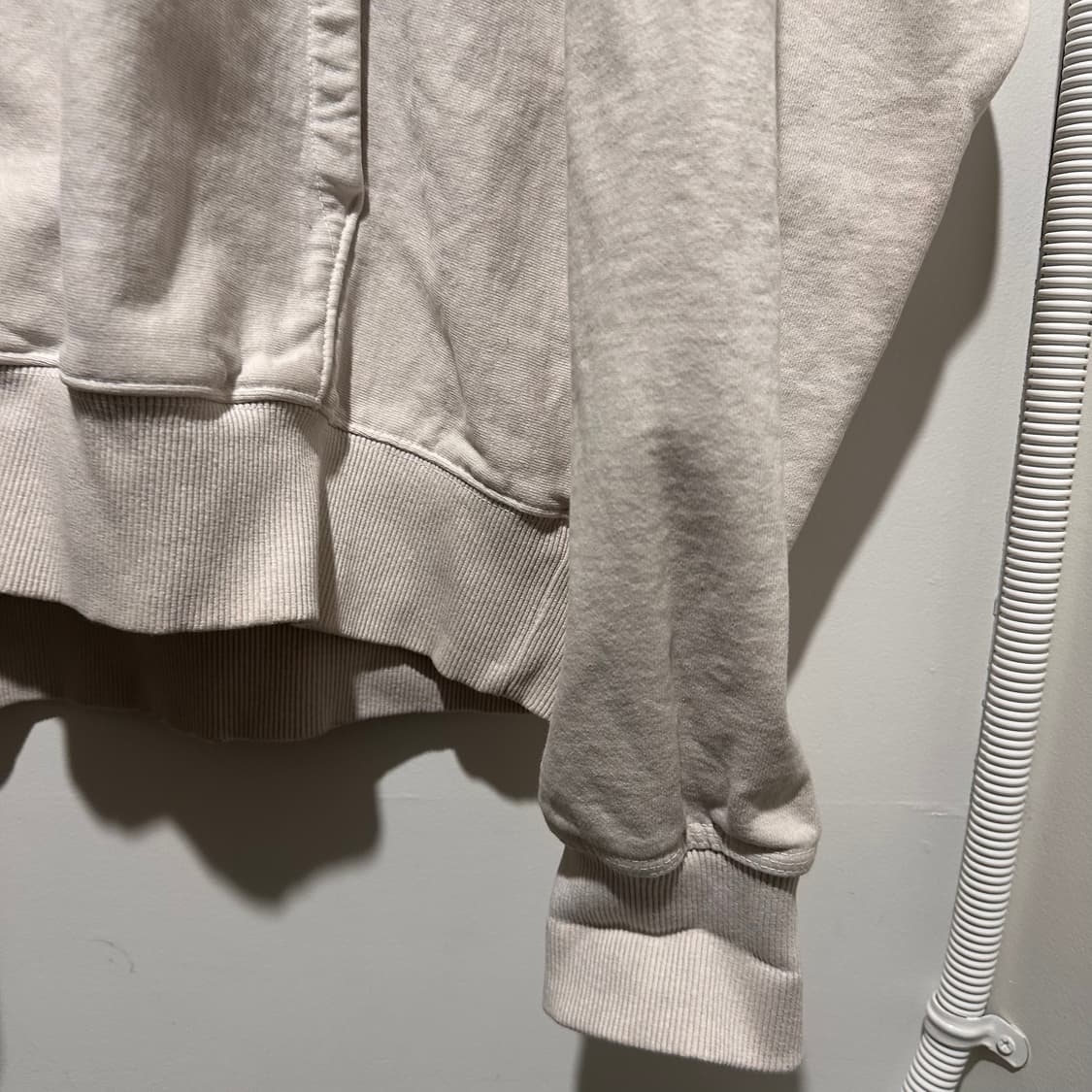 스투시 아이보리 후드티 상품이미지3