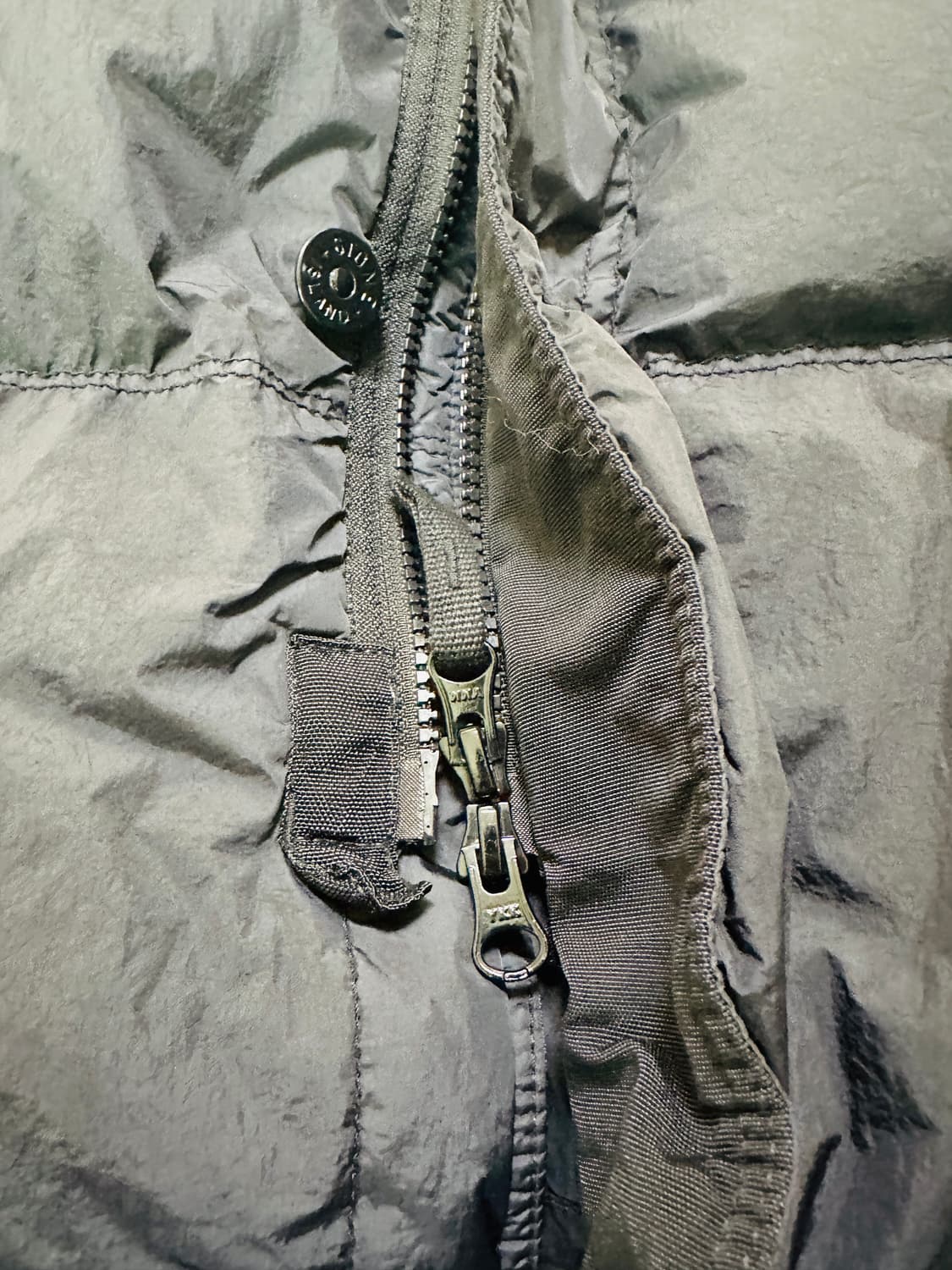 [M] 스톤 아일랜드 24FW 가먼트 다이드 크링클랩스 다운 자켓 상품이미지4