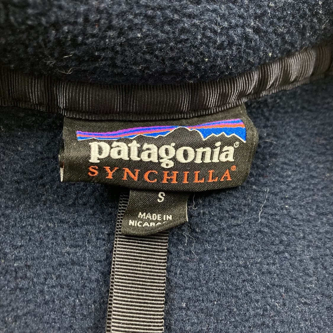 16FW 파타고니아 신칠라 스냅-T 네이비/레드 상품이미지3