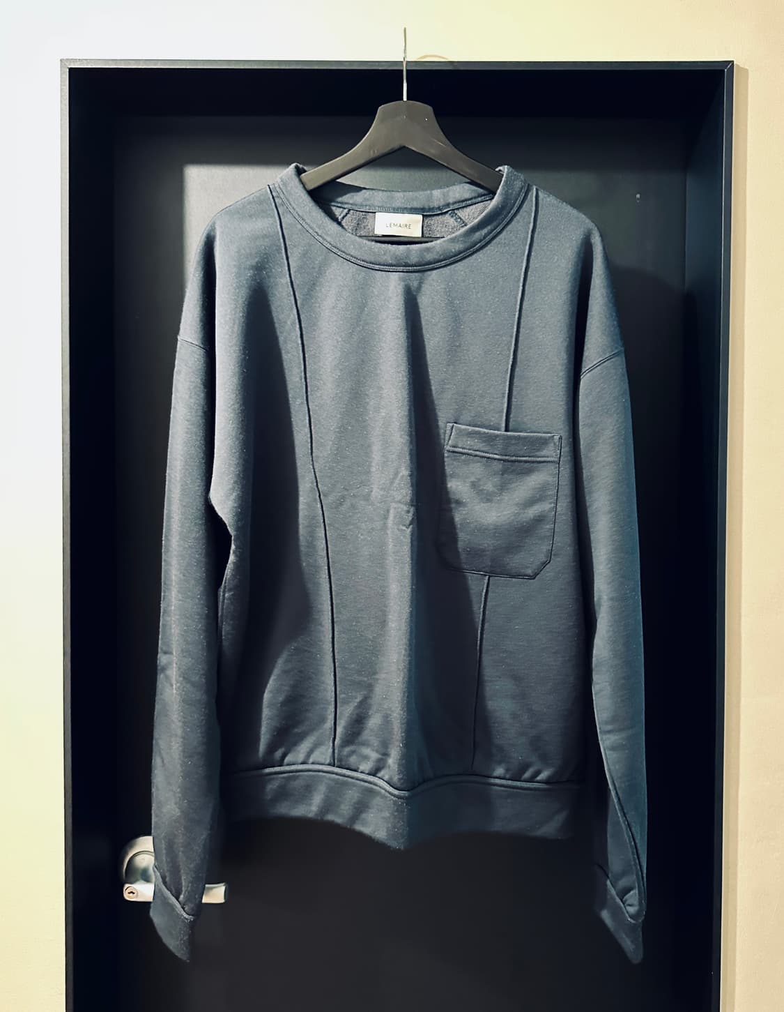 르메르 포켓 롱슬리브 맨투맨 크루넥 다크그레이 XL 신품급 상품이미지2