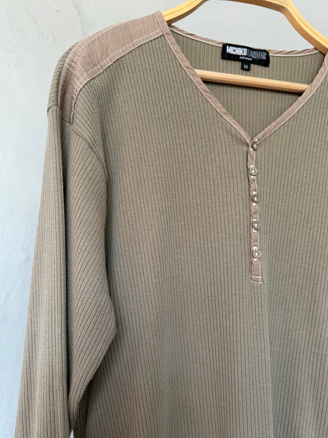 미치코런던 y2k 골지 와플 티셔츠 상품이미지2