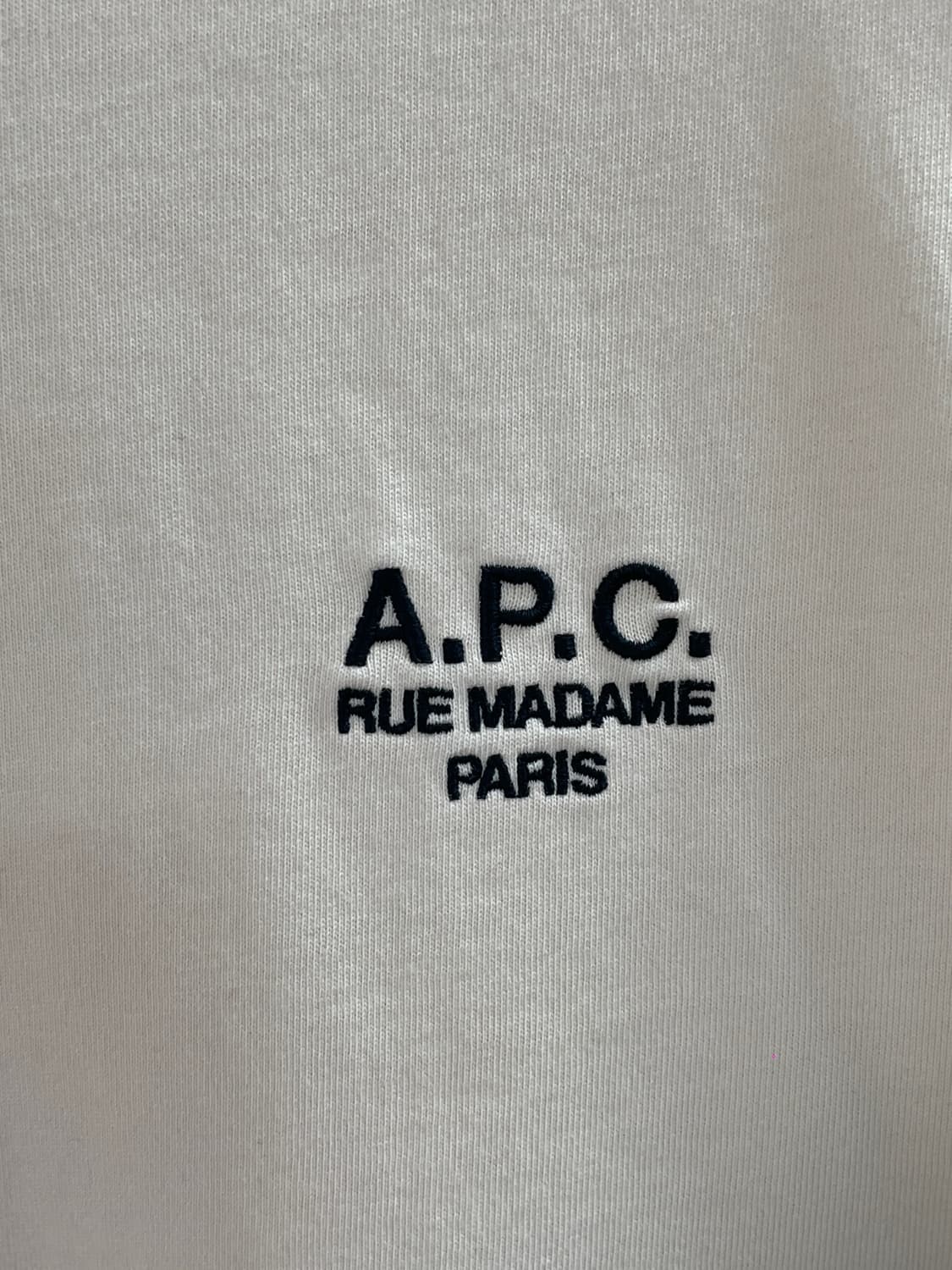 아페쎄 르마담 스몰로고 반팔티 (on.363) 상품이미지4