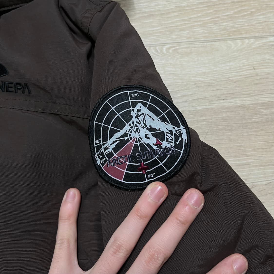 네파 남성 덕다운 패딩 상품이미지5