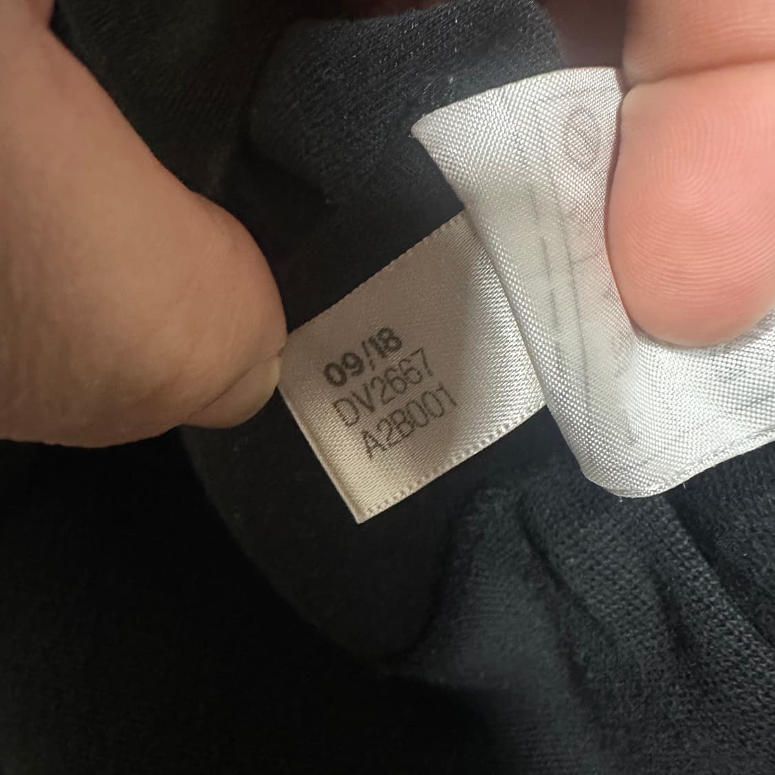 ✨ (바배) 아디다스 눈알 블랙 맨투맨  상품이미지5