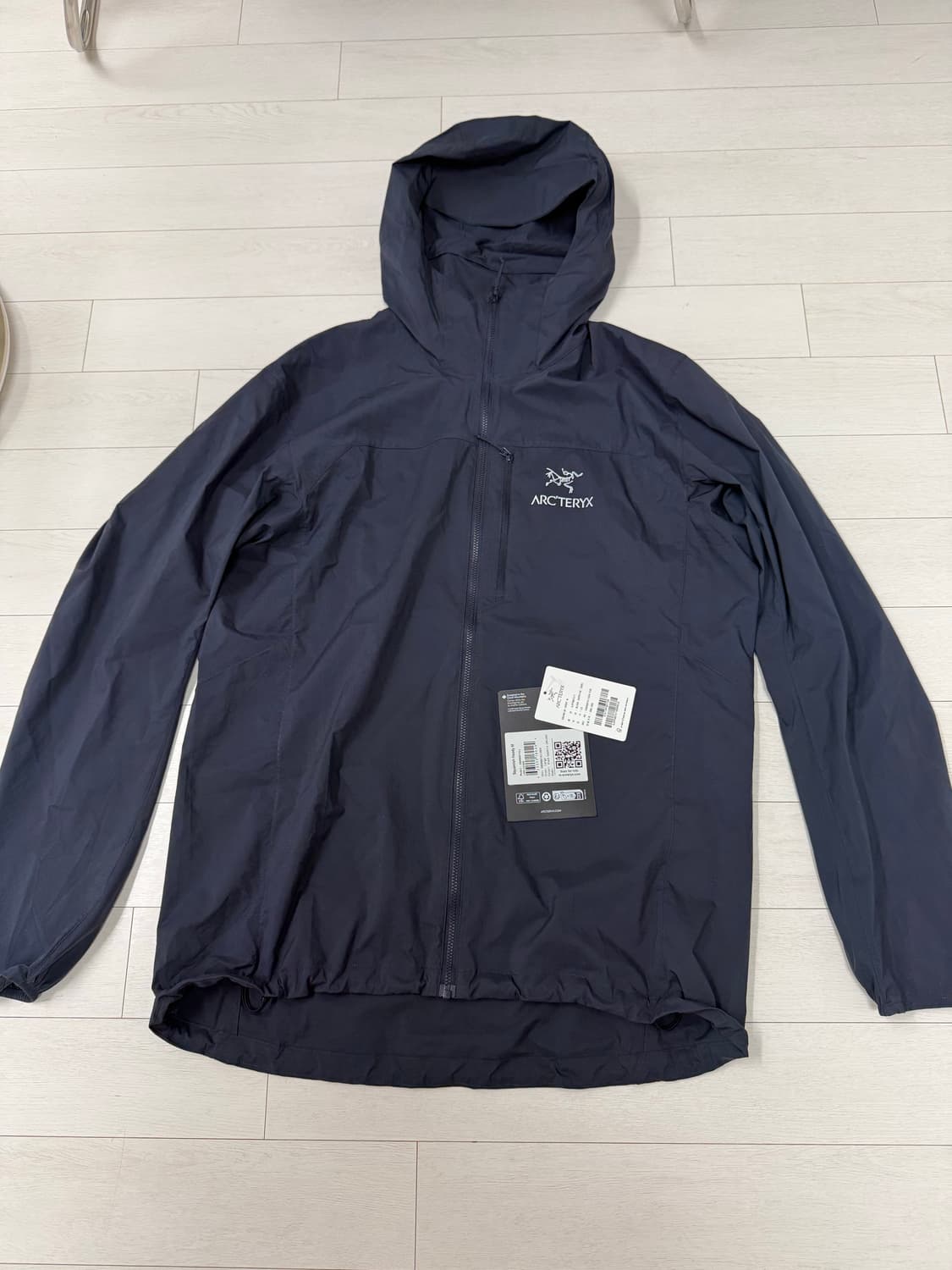 아크테릭스 스쿼미시 L 사이즈 블랙사파이어  일단   가격텍 까지있어서  상품이미지1