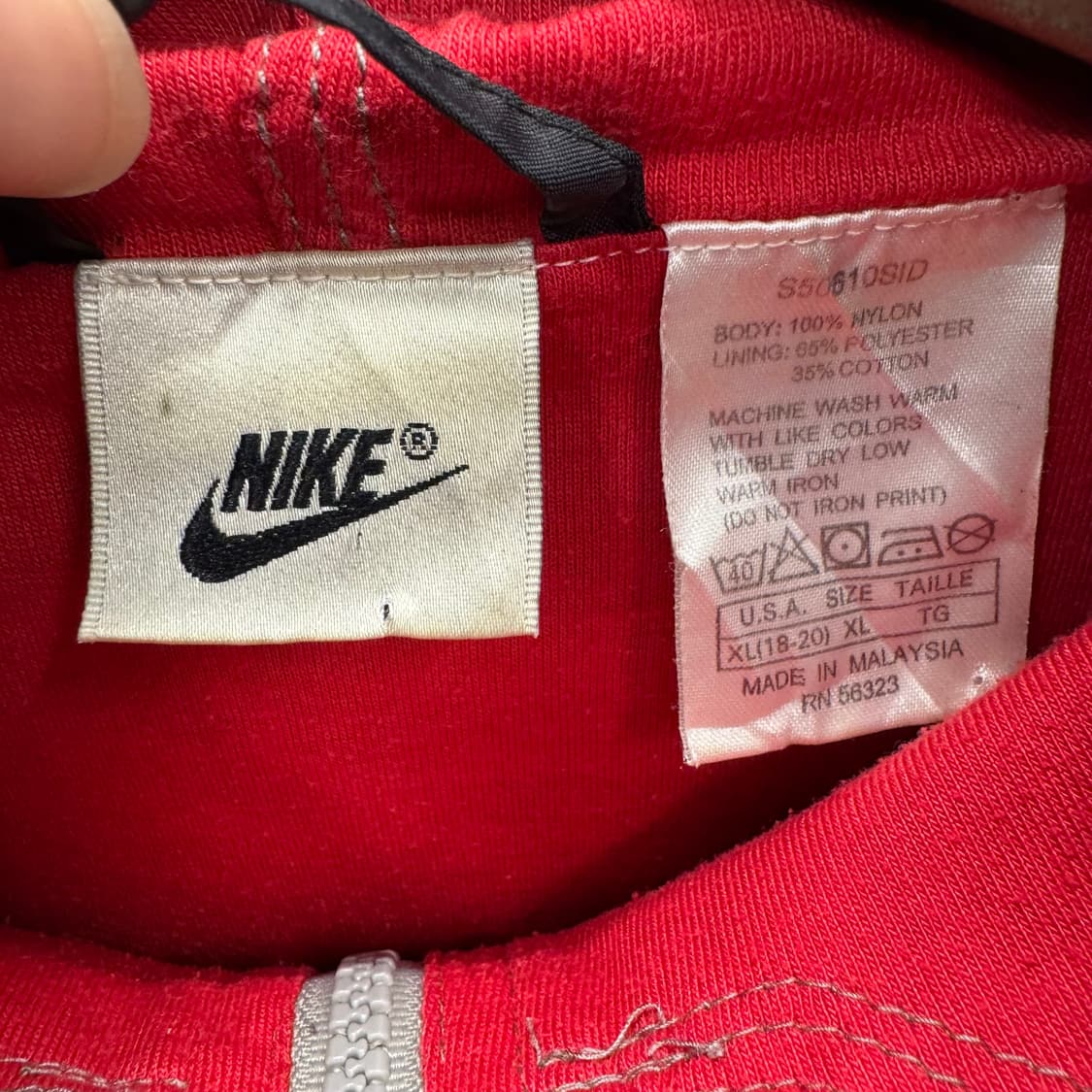 00s 나이키 올드스쿨 바람막이 후면 그래픽 로고 포인트 블랙 레드 상품이미지8