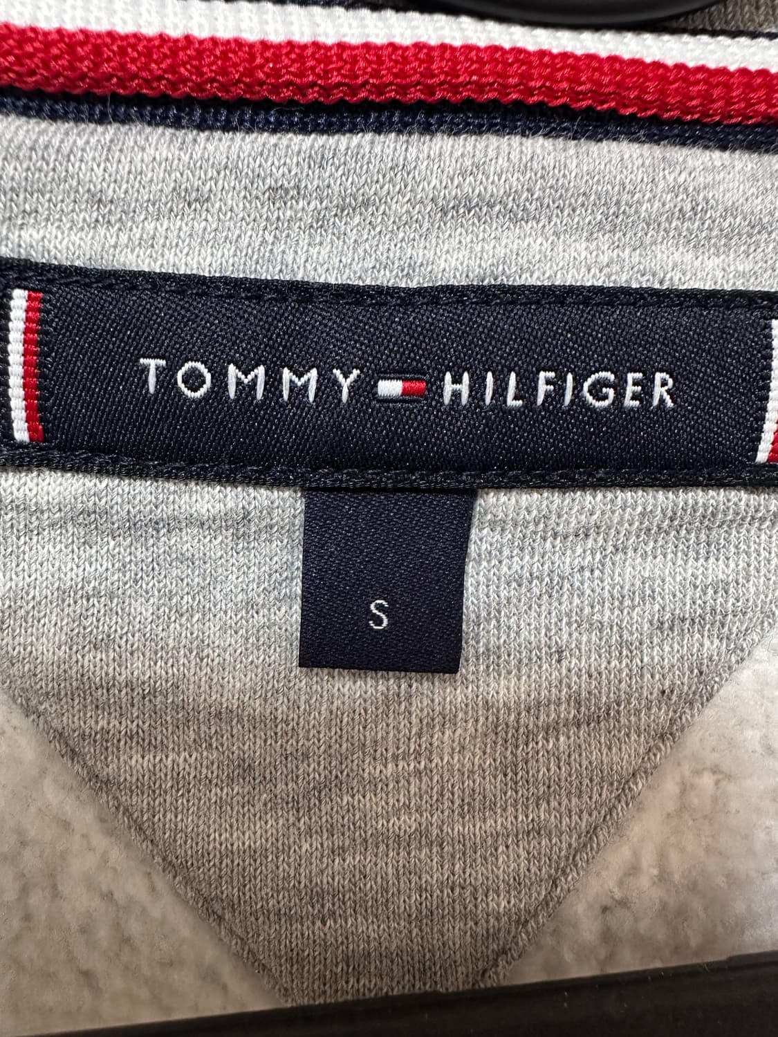 타미필히거 기모 맨투맨 상품이미지2