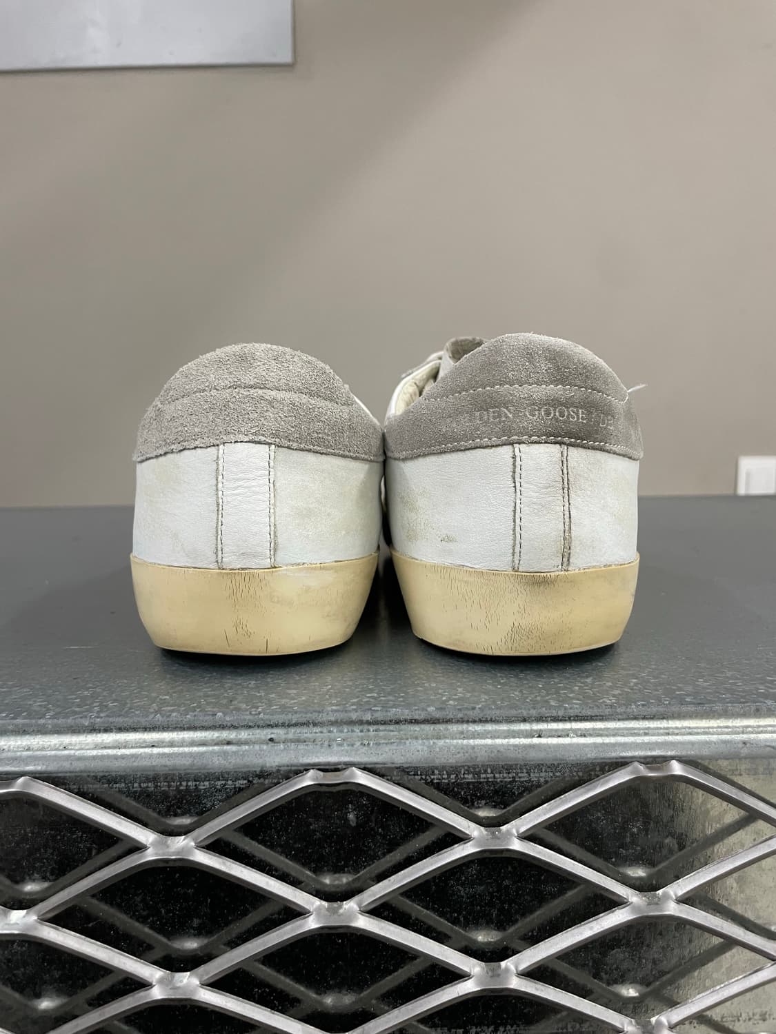 골든구스 슈퍼스타 화이트 스니커즈 41 상품이미지3