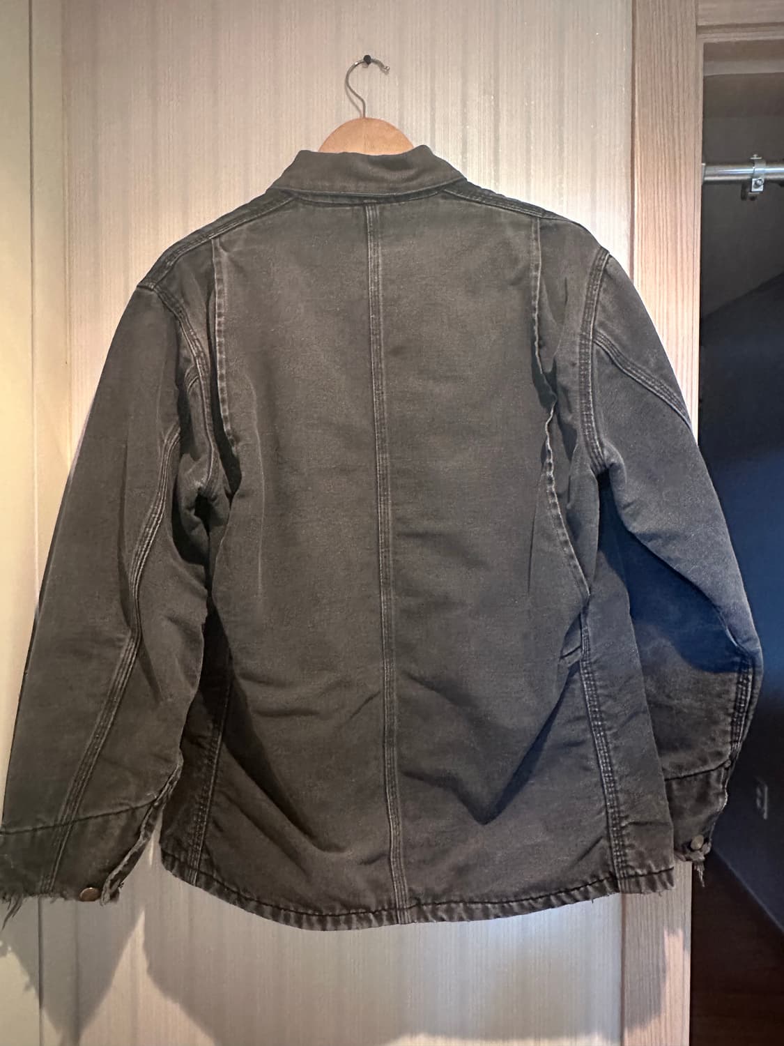 칼하트 초어 코트 블랙 상품이미지2