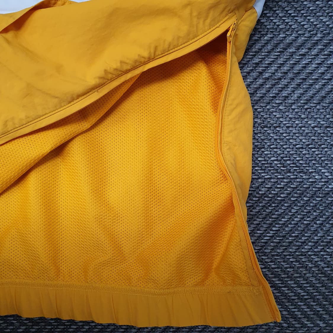 아디다스 풀오버 간절기 긴팔티 남자105 상품이미지5