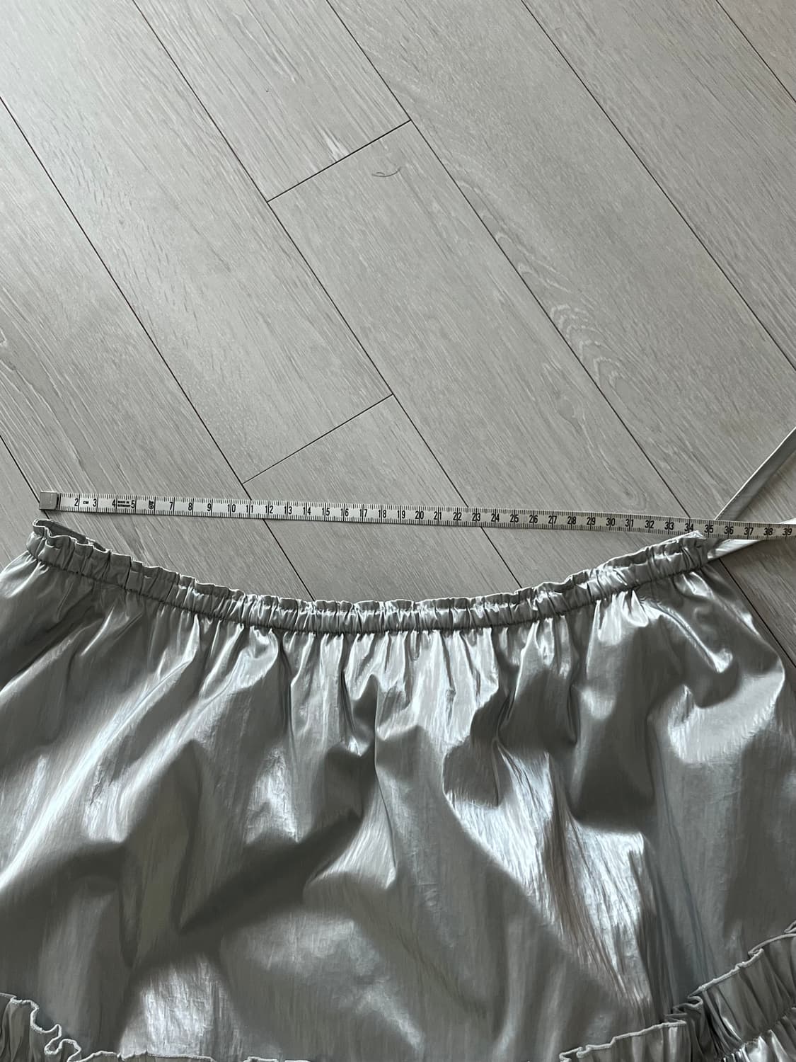 (새상품)리본빛 실버 스커트  상품이미지5