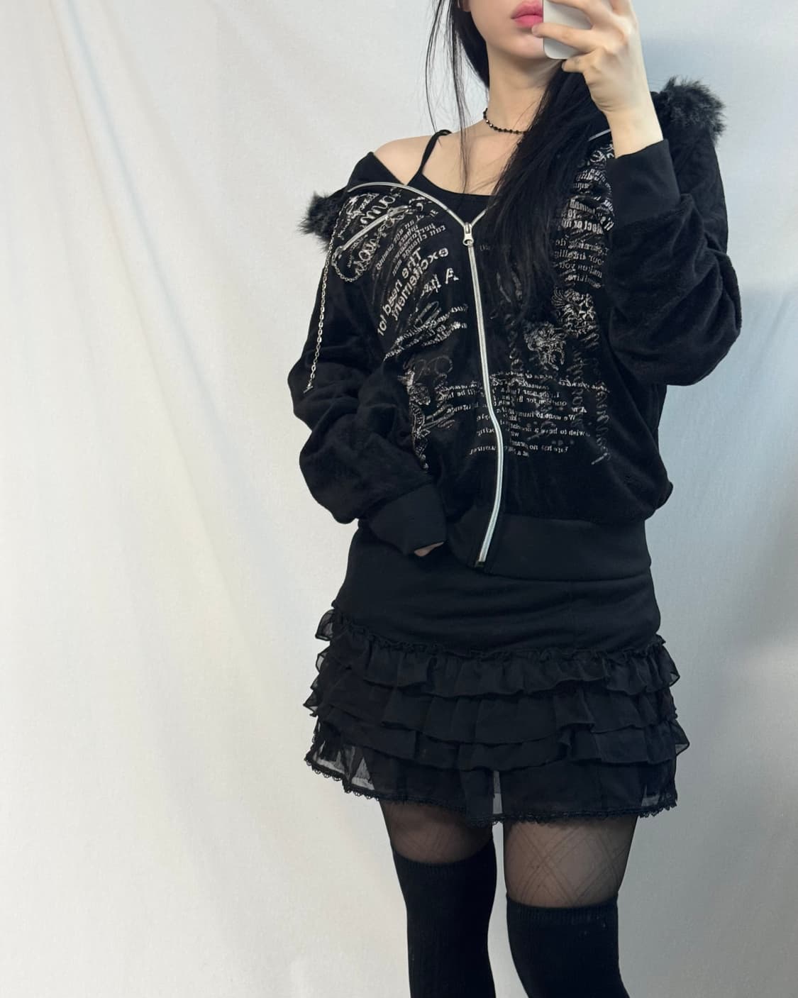 펑크 디테일 퍼 탈착 벨루어 후디드 집업 상품이미지2