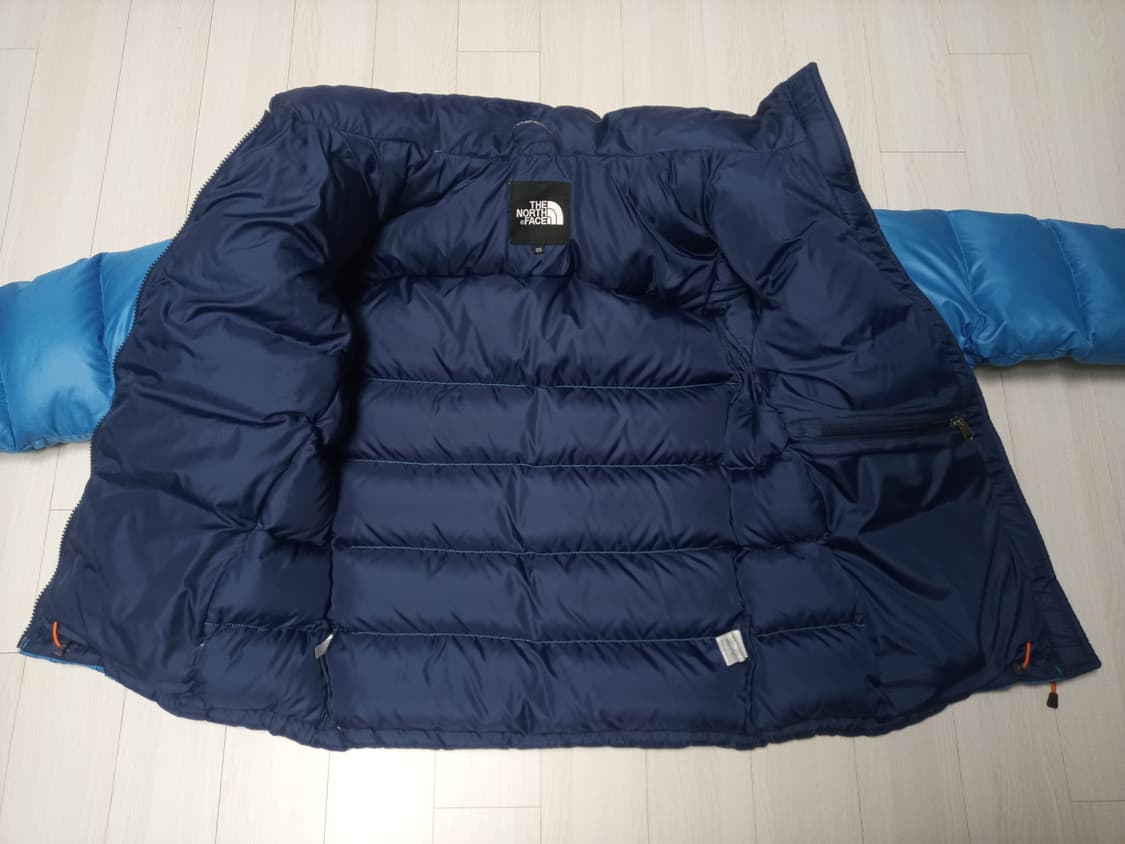 노스페이스 700 구스 메트로 눕시 패딩 상품이미지4