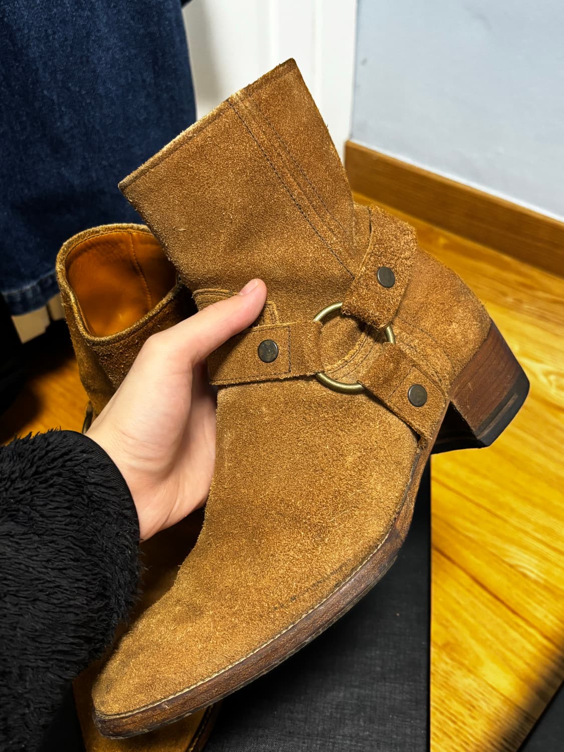 에디시즌 생로랑 하네스 부추 40사이즈 상품이미지6