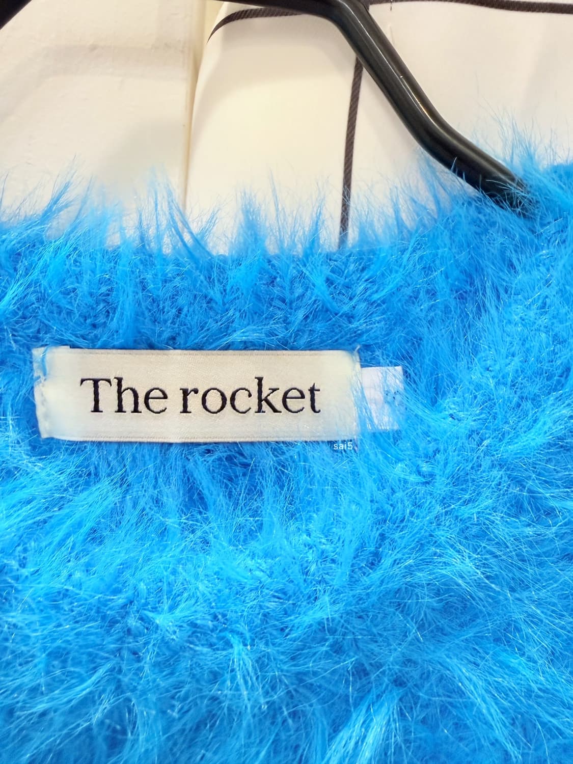 로켓런치 더로켓 퍼 헤어 니트 상품이미지5