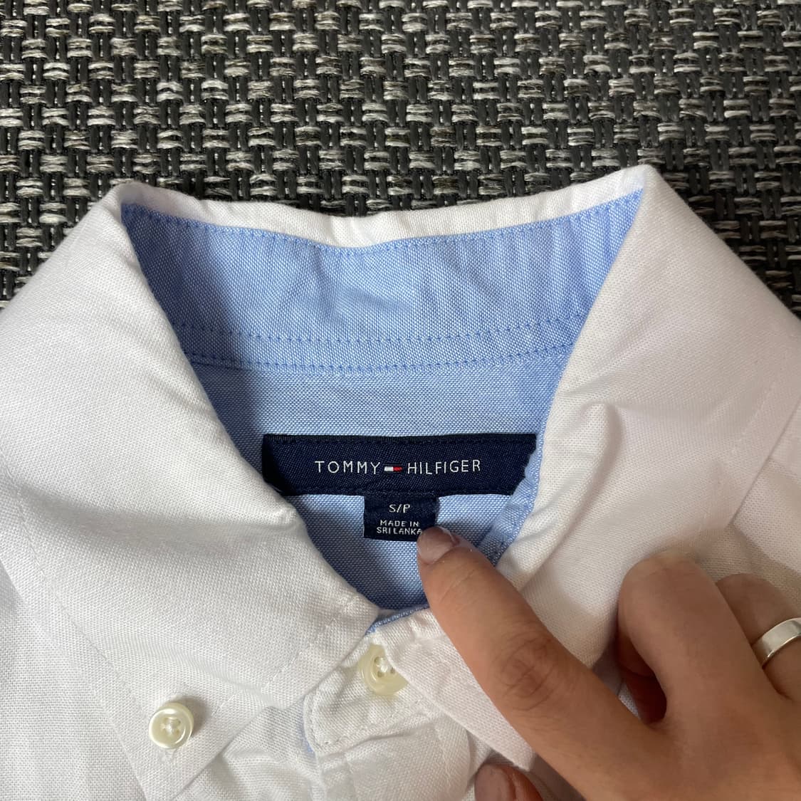 타미힐피거 미니로고 화이트 긴팔 셔츠 S 상품이미지4