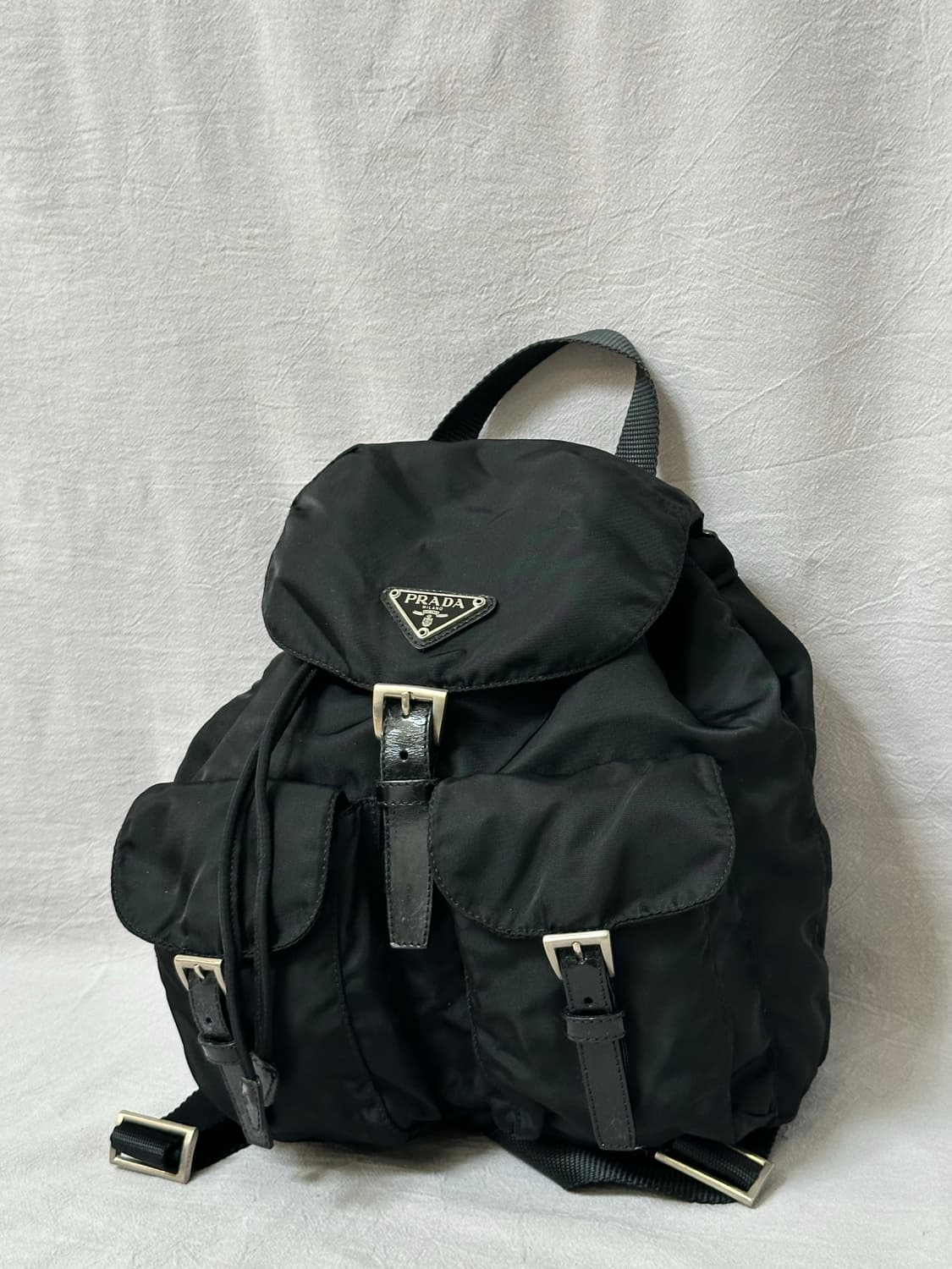 프라다 포코노 나일론 백팩 투포켓 버클 스몰 상품이미지6